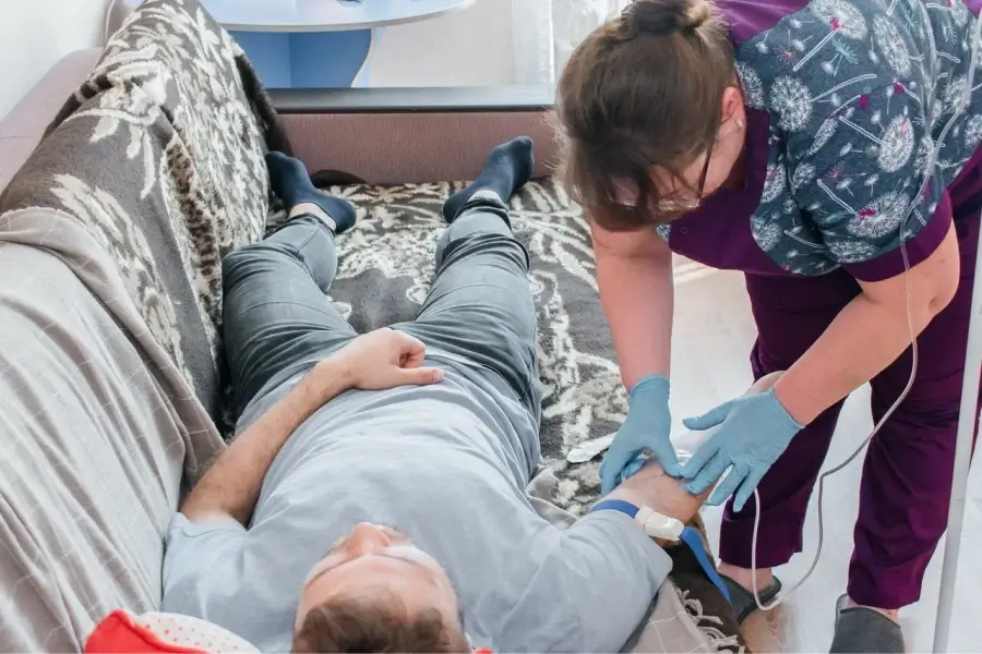 Срочный вывод из запоя в Хосте: быстро, недорого